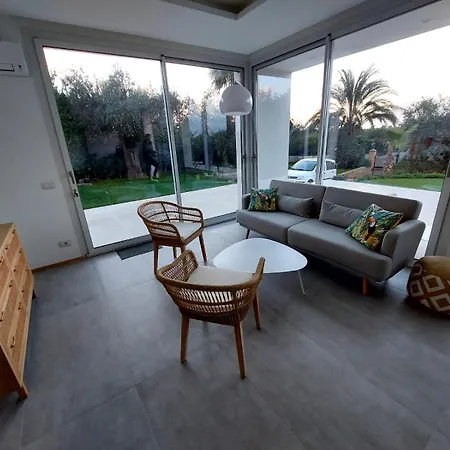 60 Villa
